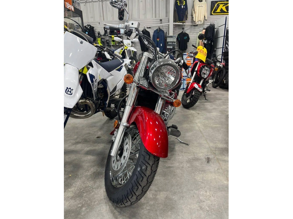 2023 Suzuki Boulevard C50 alt