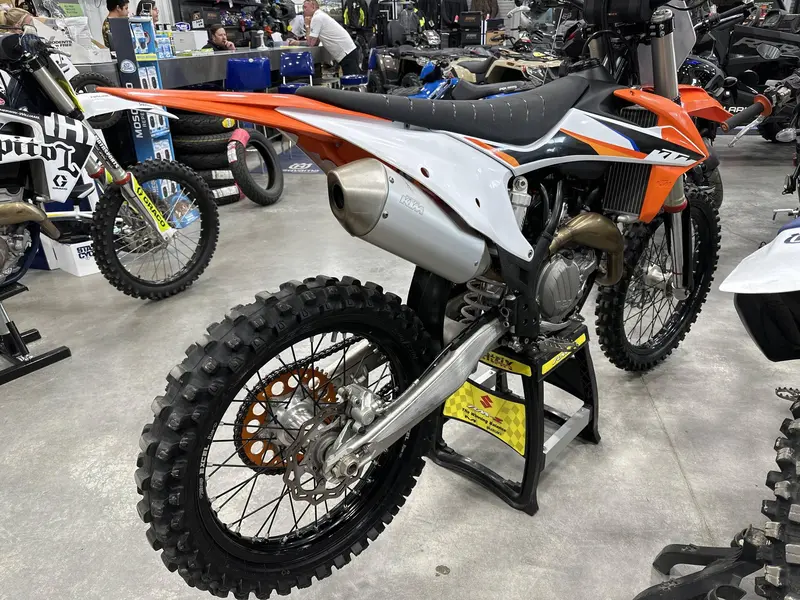 2021 KTM SX 450 F thumbnail 5