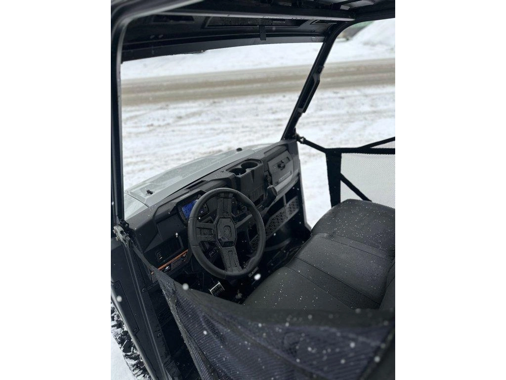 Polaris R24mae57b4 2024 alt