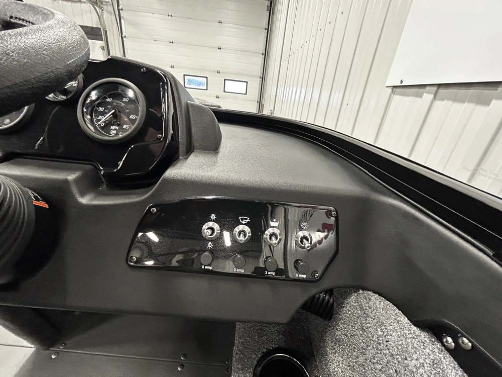 2026 Princecraft Holiday 162 Ws Max 60elpt Ct alt