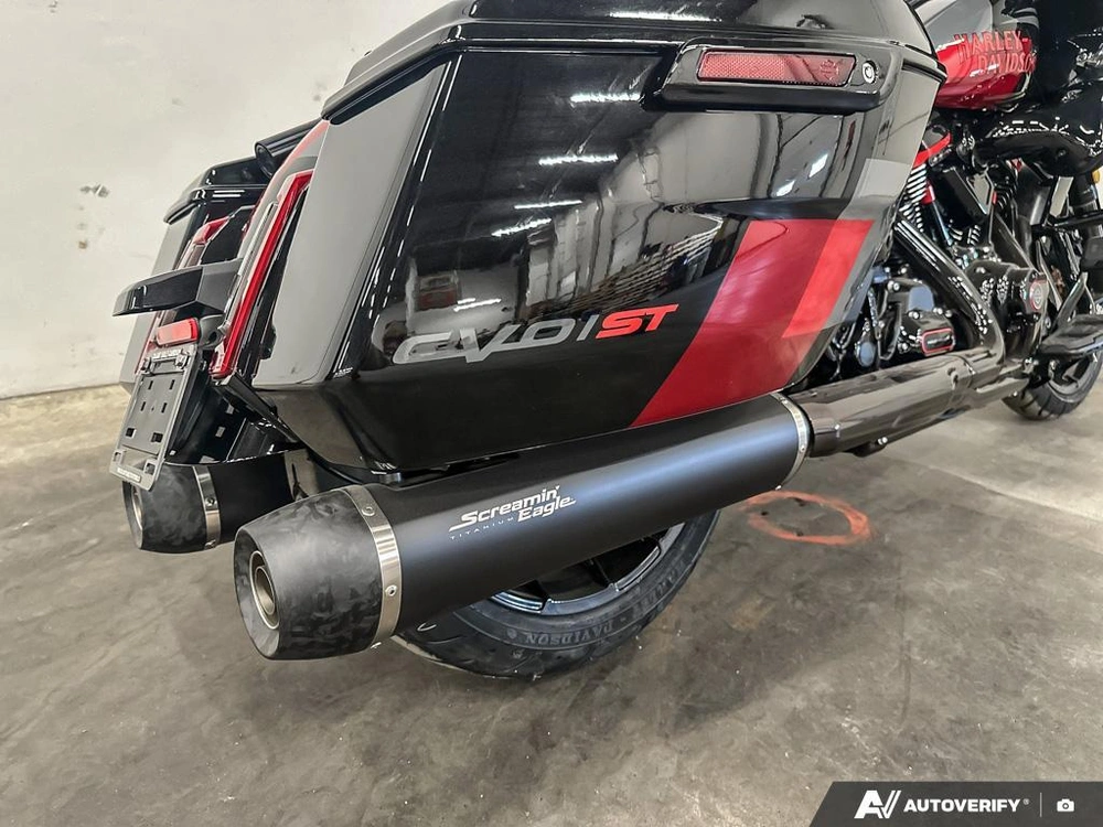 2025 Harley-davidson Cvo Road Glide St alt