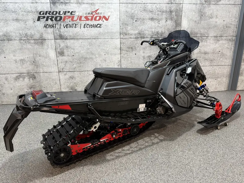 2025 Polaris Indy XCR 850 | Garantie déc. 2028