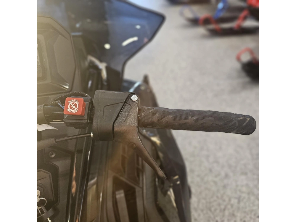 2026 Polaris 650 Switchback Sp 146 alt