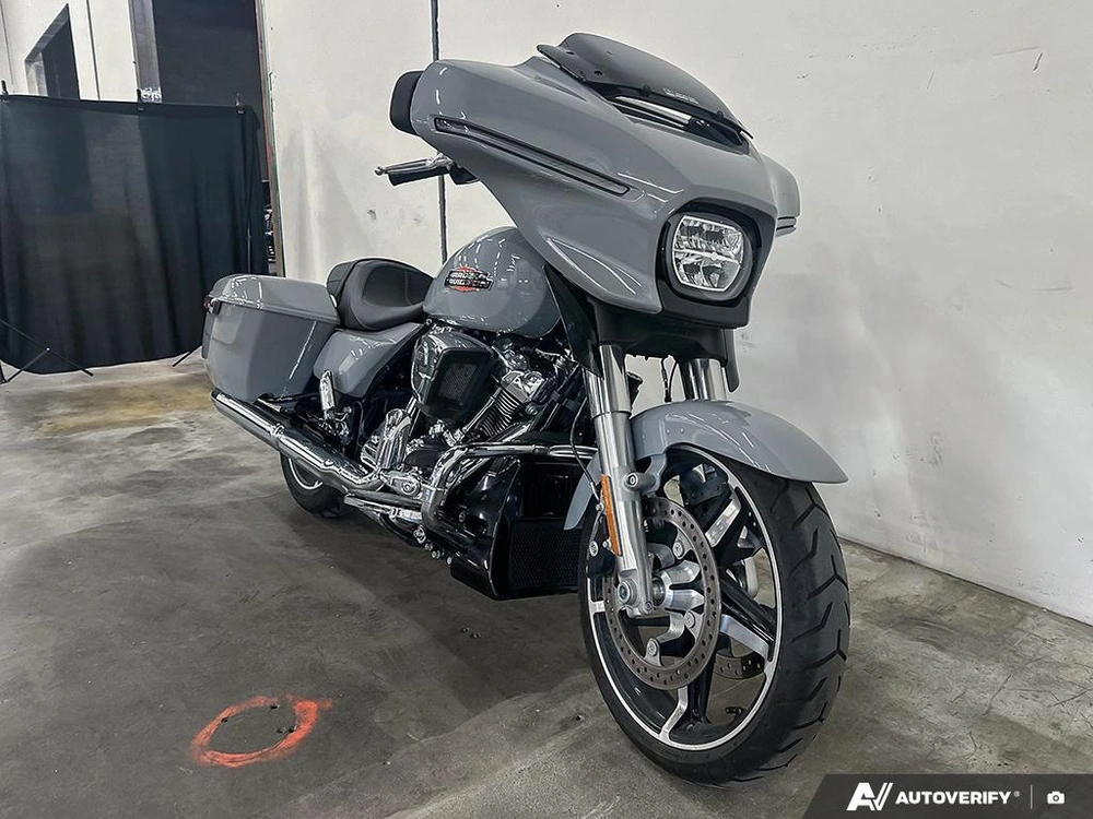 2025 Harley-davidson Flhx - Street Glide® alt