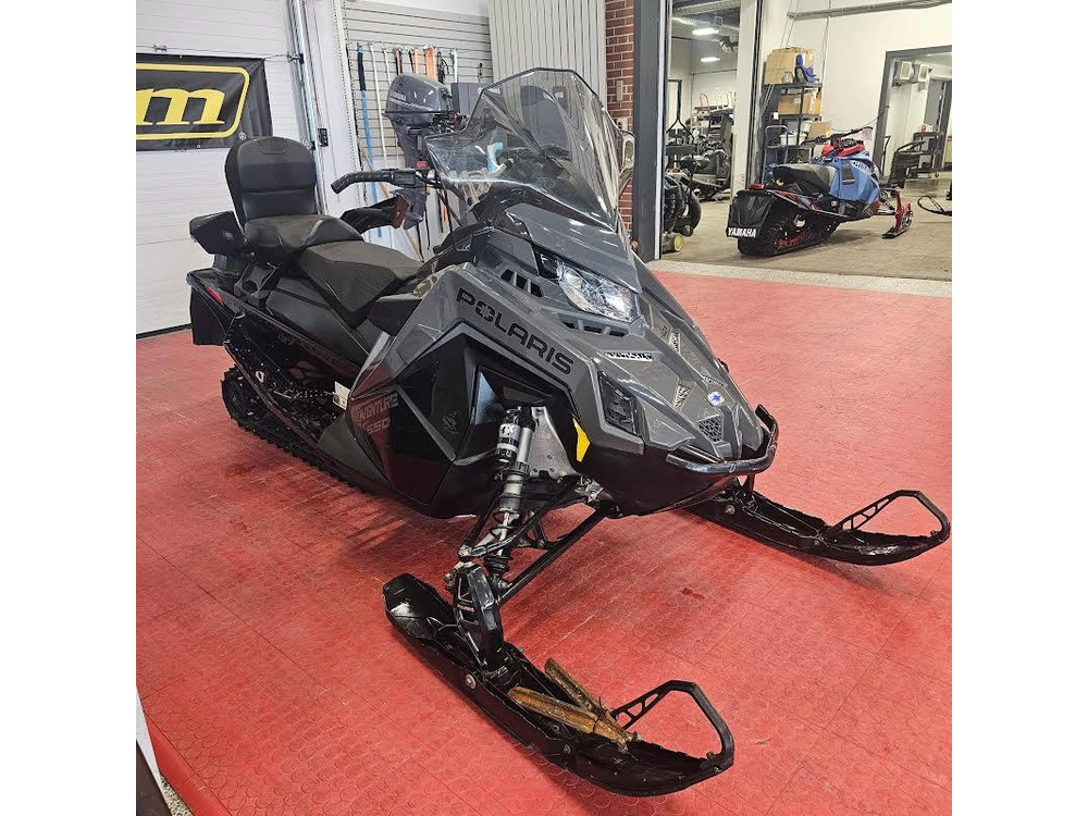 2025 Polaris 650 Indy Adventure 137 alt