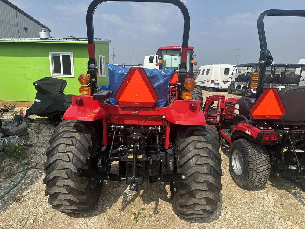 2025 Mahindra 1626 Hst 4fhrfil alt