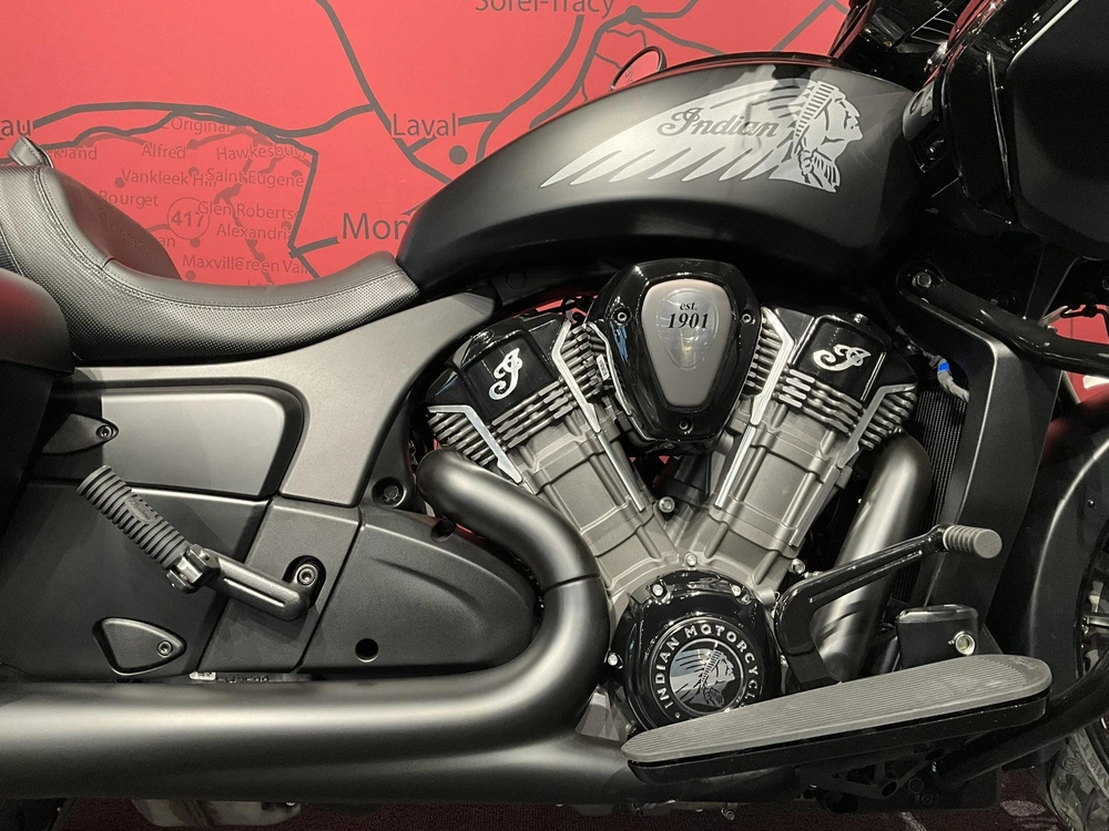 Indian Motorcycle Challenger Dark Horse 2026 alt