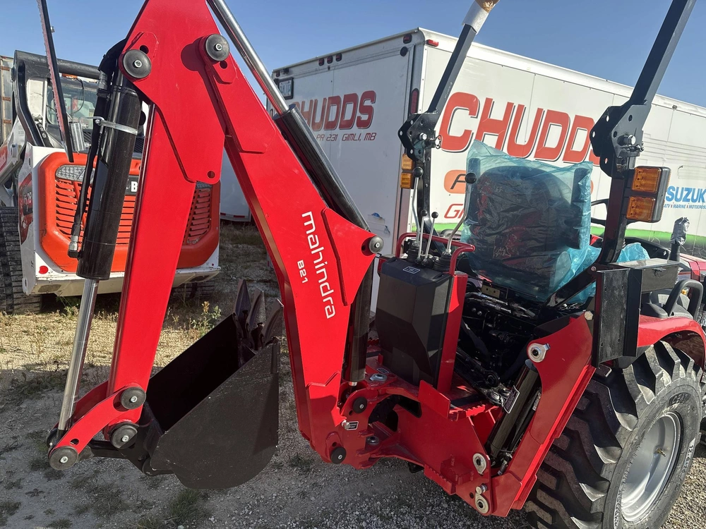 2024 Mahindra 2126 Hst 4fhilb alt