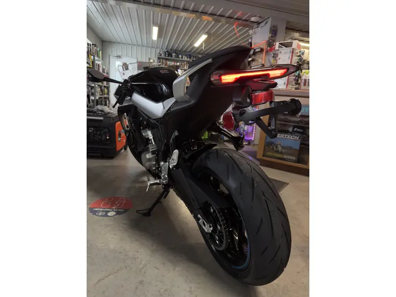 2026 CFMOTO 675SS