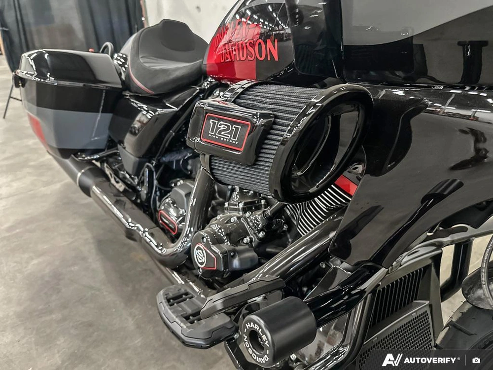 2025 Harley-davidson Cvo Road Glide St alt