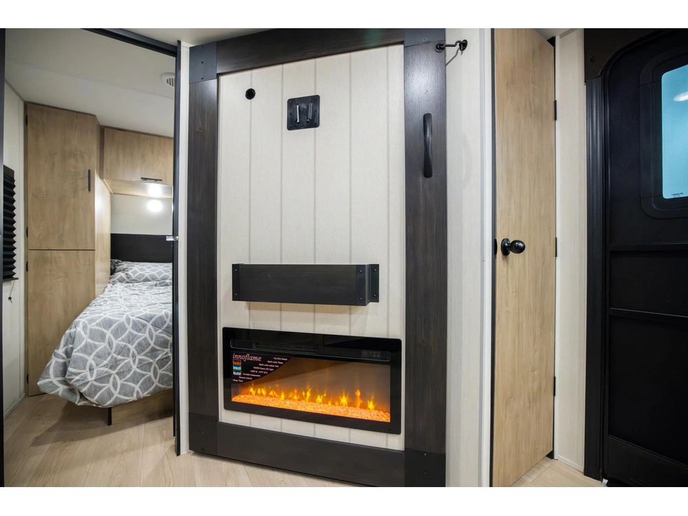 Cherokee 23ms Grey Wolf 2026 alt