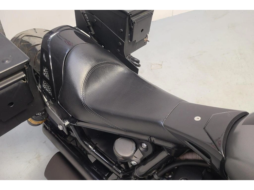 2014 Yamaha Bolt R-spec alt