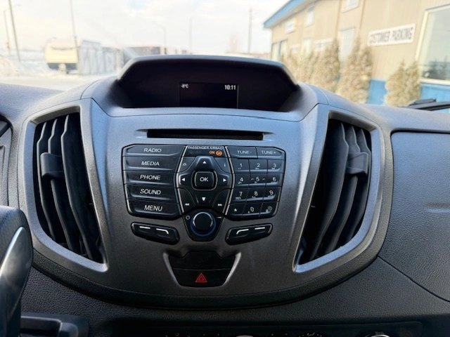 2019 Ford Transit T-250 Cargo Van alt