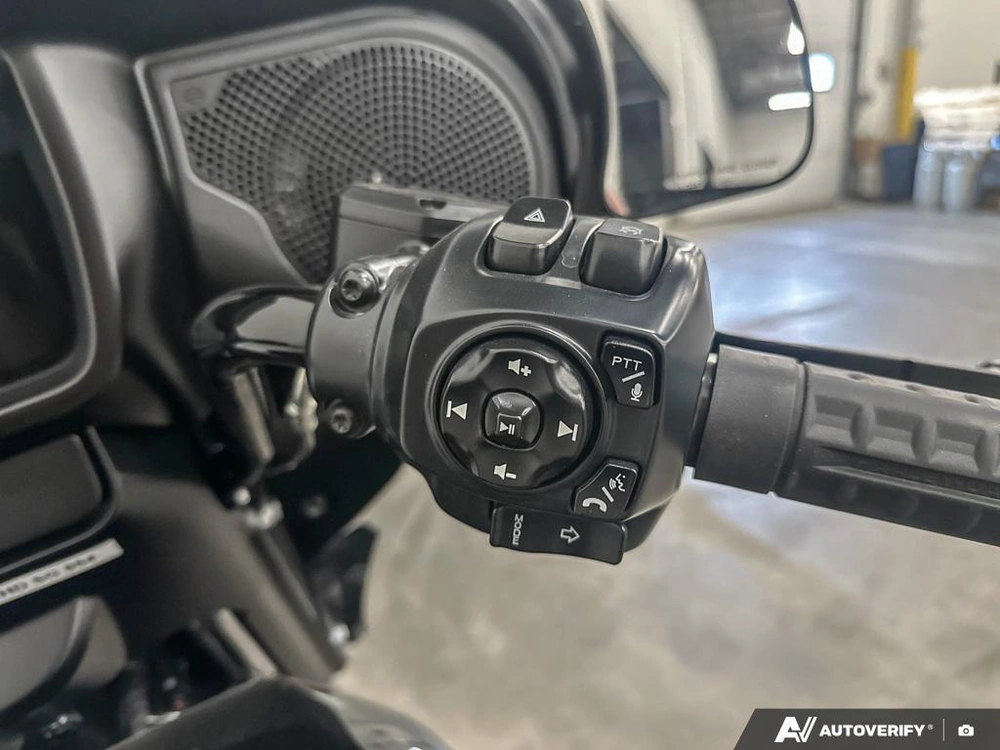 2025 Harley-davidson Flhx - Street Glide® alt