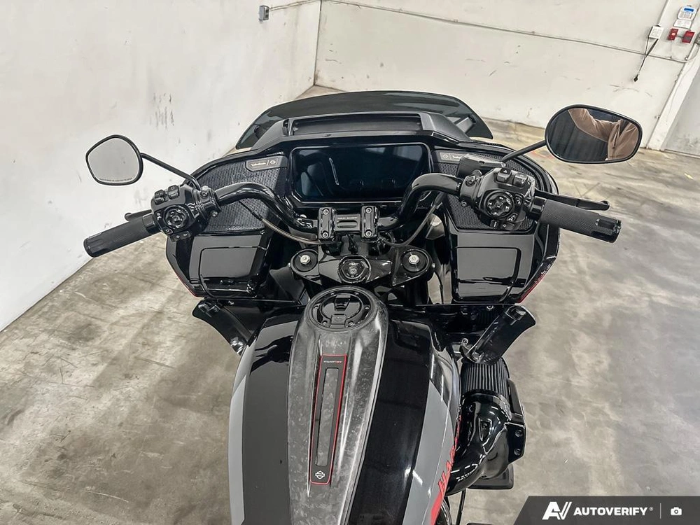 2025 Harley-davidson Cvo Road Glide St alt