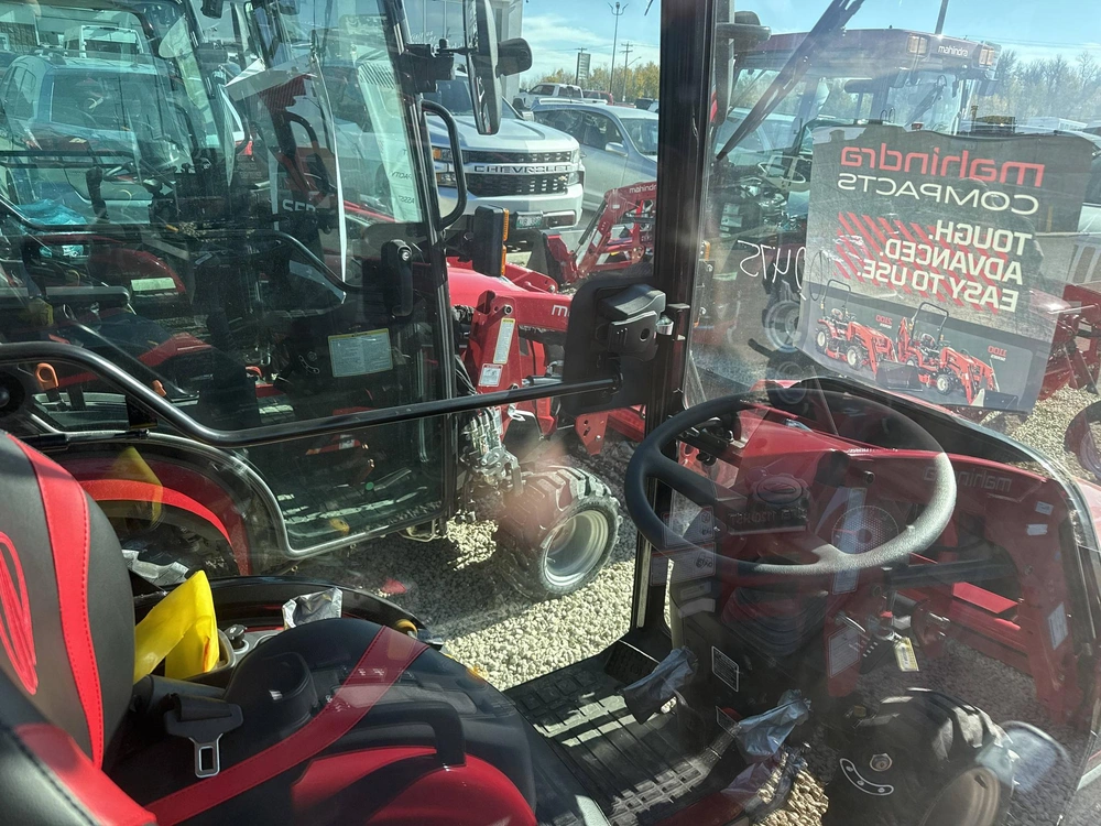 2025 Mahindra 1120 Hst 4chil alt