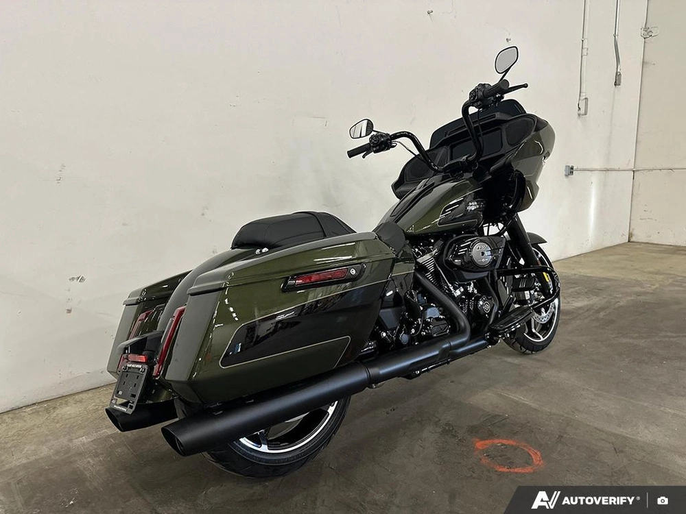 2026 Harley-davidson Road Glide alt