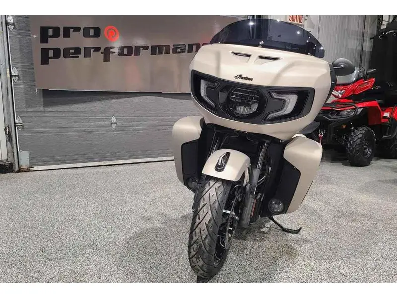 2023 Indian Motorcycle PURSUIT DH PREMIUM thumbnail 2