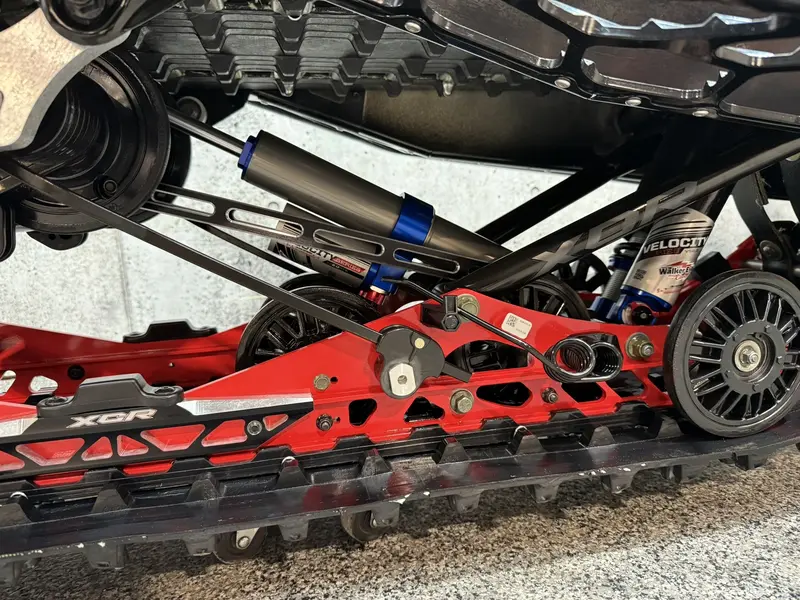 2025 Polaris Indy XCR 850 | Garantie déc. 2028