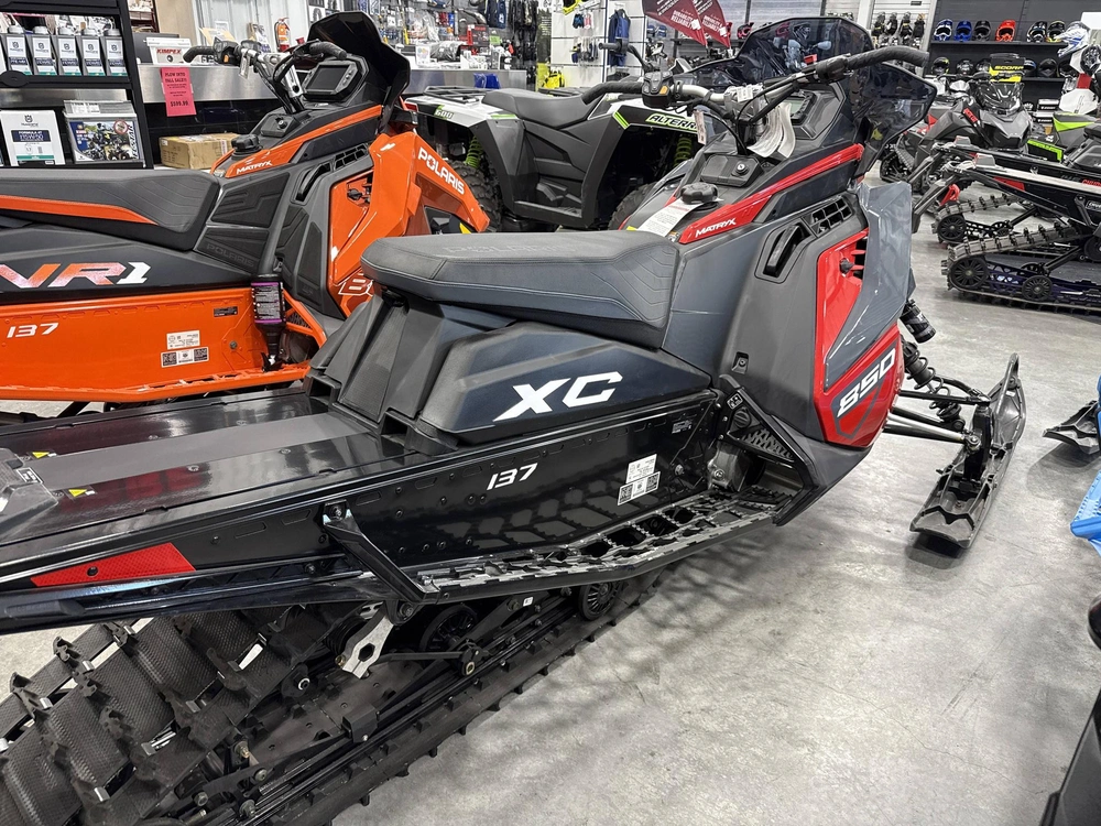 2024 Polaris 850 Indy Xc 137 alt