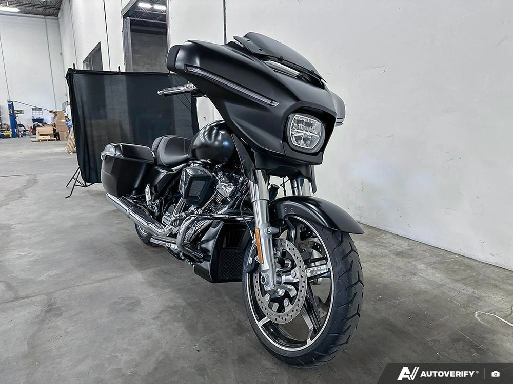 2024 Harley-davidson Street Glide alt