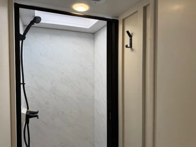 East West by Forest River Entrada 2000NS 2026