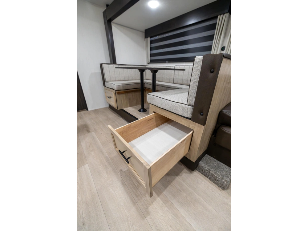 Cherokee 29te Grey Wolf 2026 alt