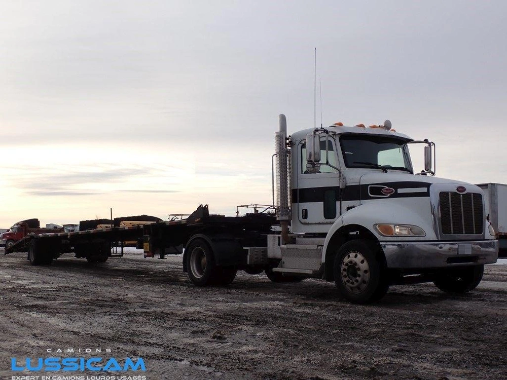 Peterbilt 348 2016