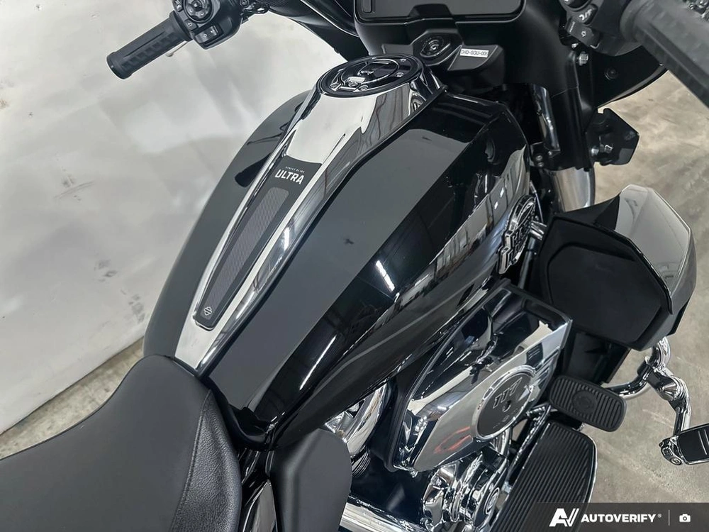 2025 Harley-davidson Street Glide Ultra alt