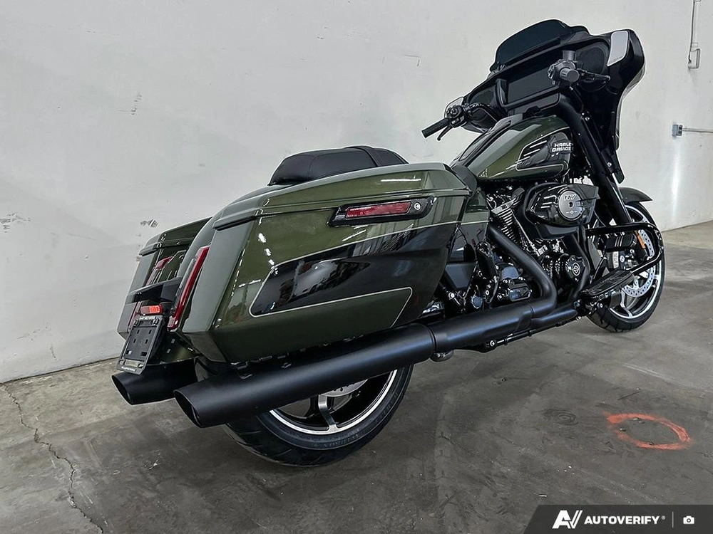 2026 Harley-davidson Street Glide alt