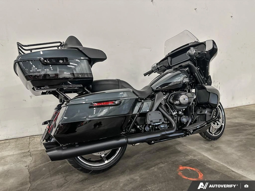 2025 Harley-davidson Street Glide Ultra alt