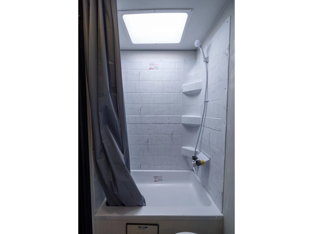 2026 Cherokee 26dbh Grey Wolf alt