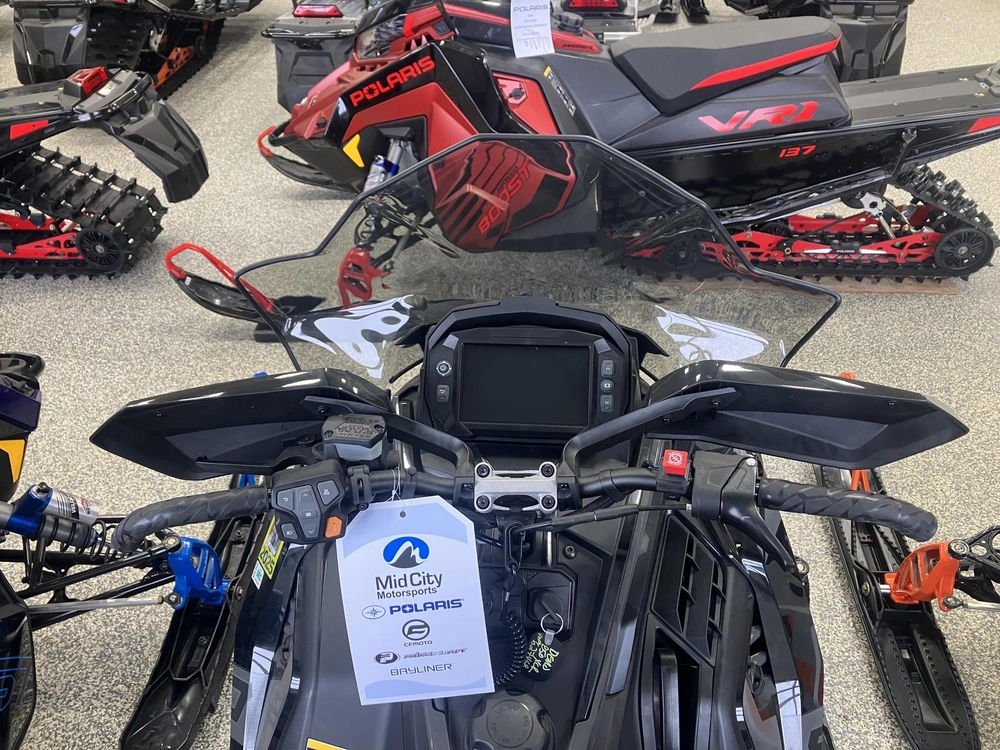 2025 Polaris 850 Indy Xcr 136 alt