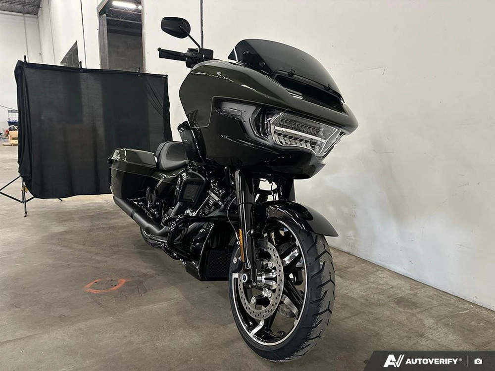 2026 Harley-davidson Road Glide alt