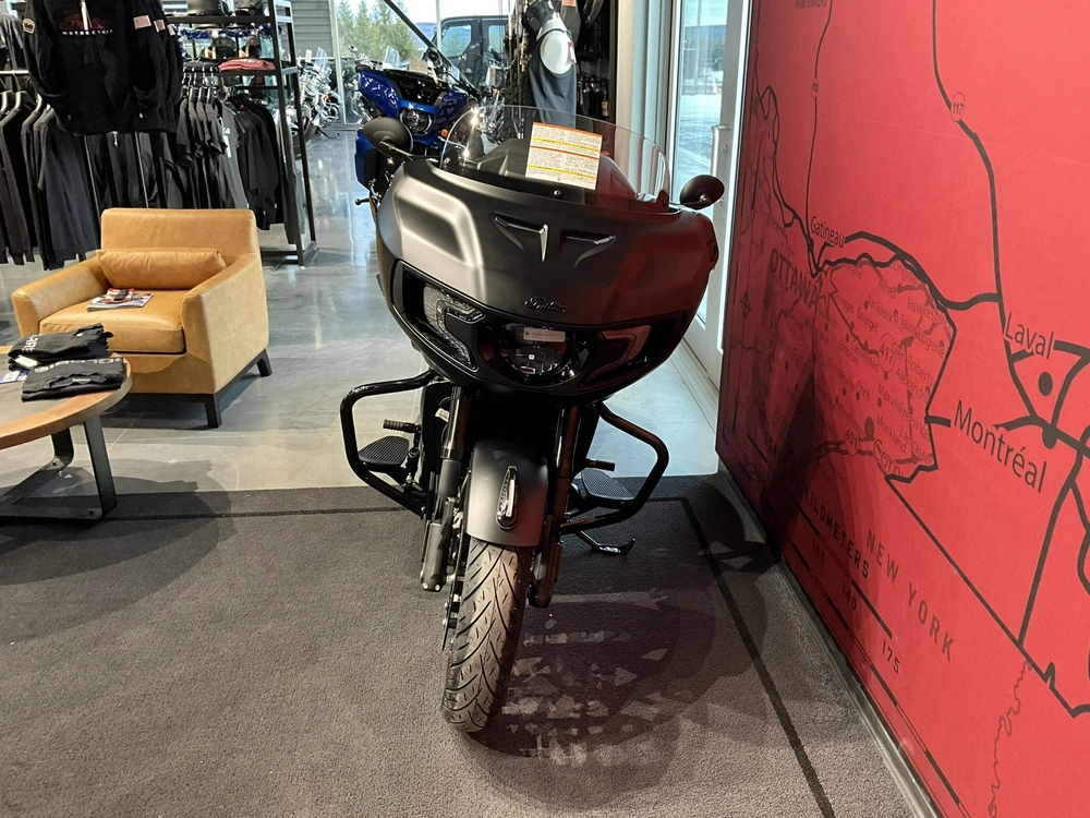 Indian Motorcycle Challenger Dark Horse 2026 alt