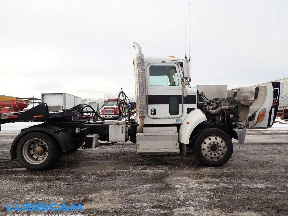 Peterbilt 348 2016