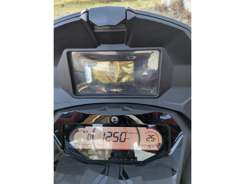 2022 Lynx Lynx Rave 850 alt