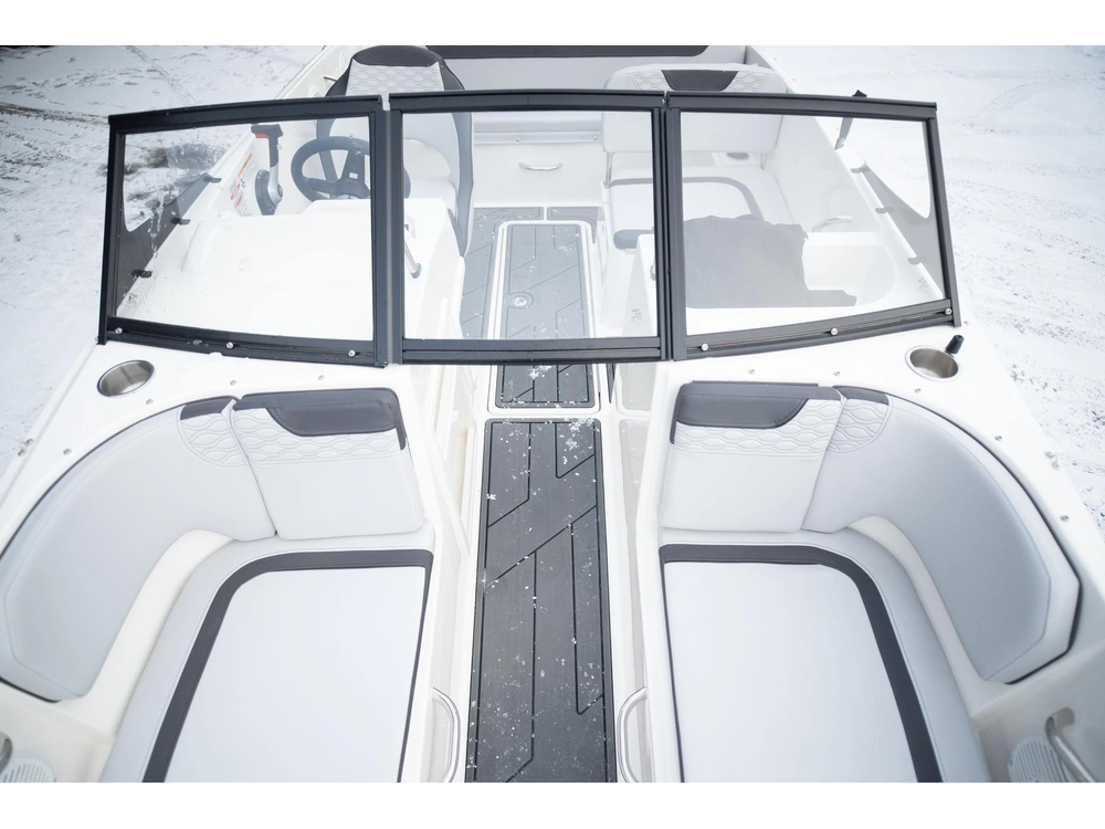 2023 Bayliner M19 alt