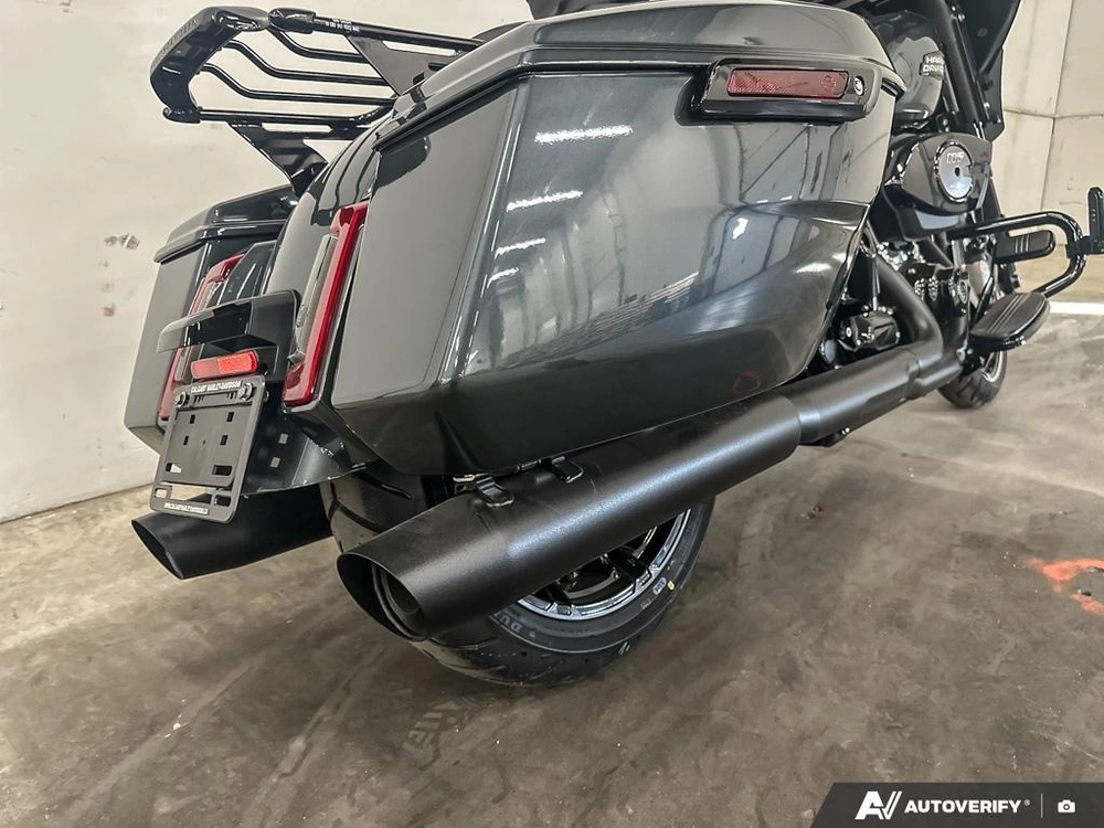 2025 Harley-davidson Street Glide alt