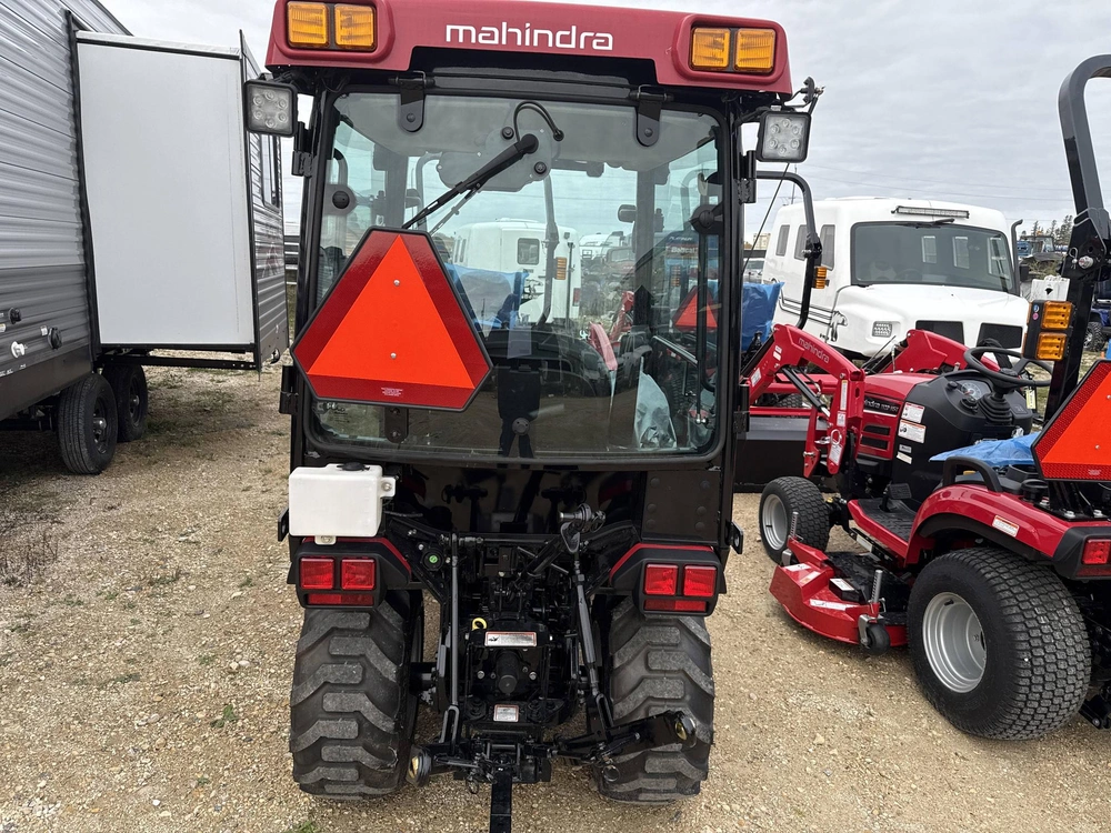 2026 Mahindra 1120 Hst 4chil alt