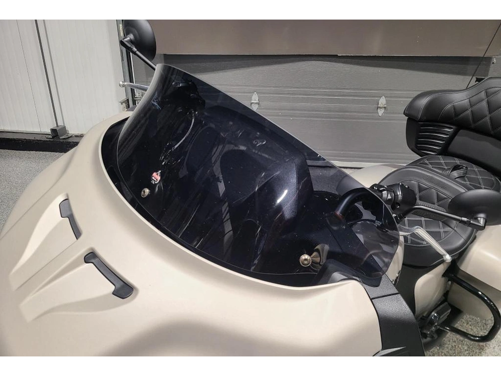 Indian Motorcycle Pursuit Dh Premium 2023 alt