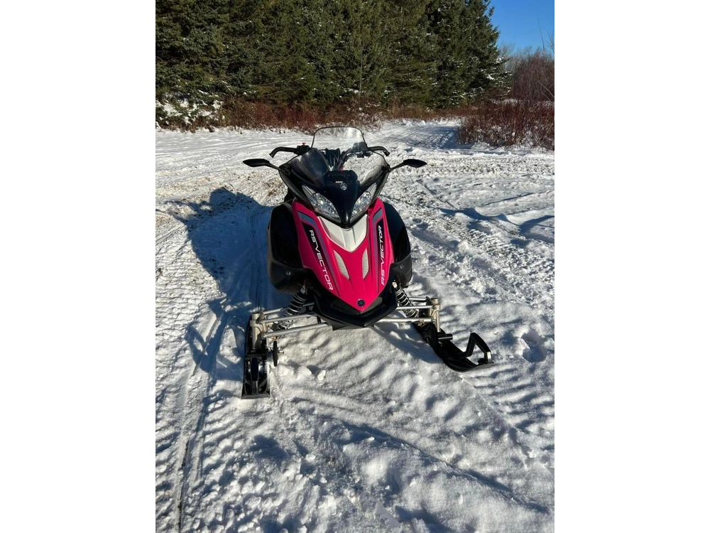 Yamaha Rs Vector Vector 2013 alt