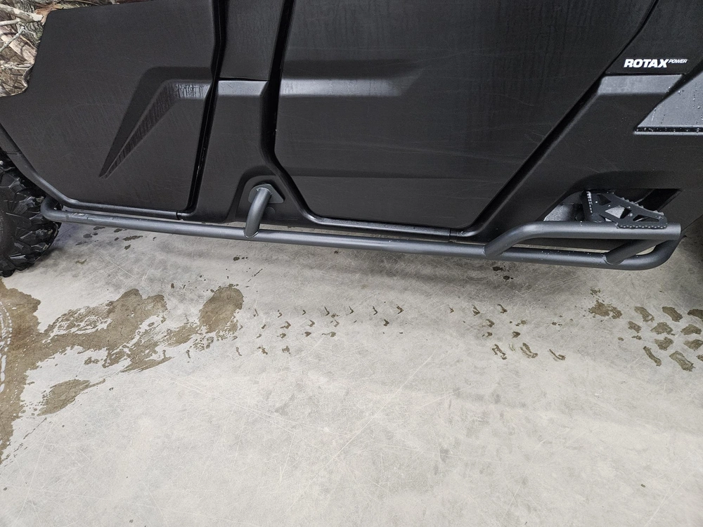 2025 Can-am *demo* Defender Max Ltd Hd10 Camo alt