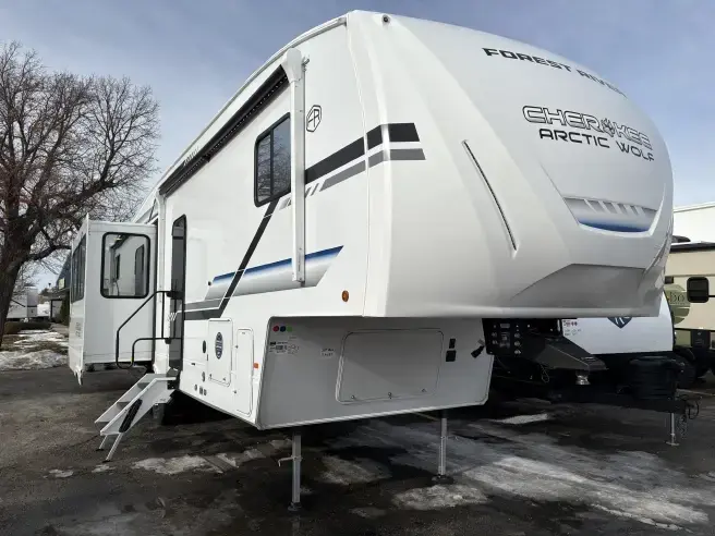 Arctic Wolf 289PANO 2026