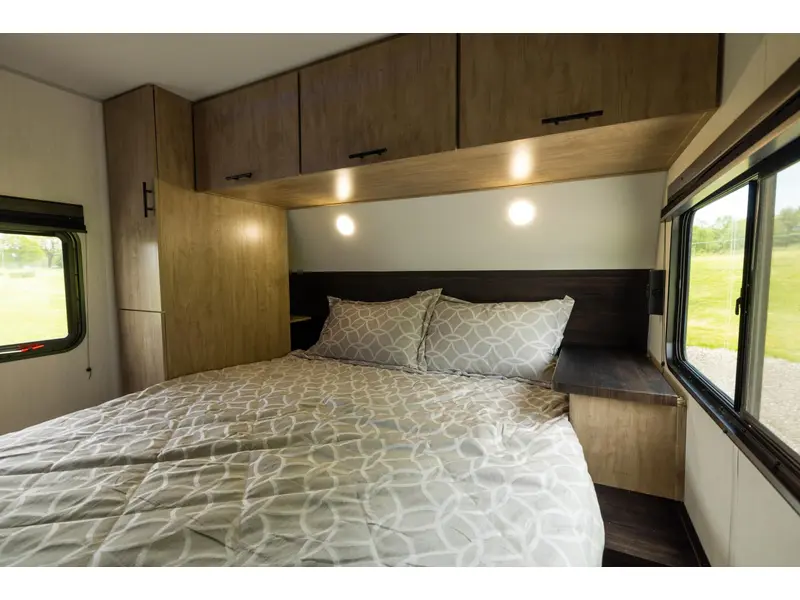 2026 Cherokee 26DBH Grey Wolf