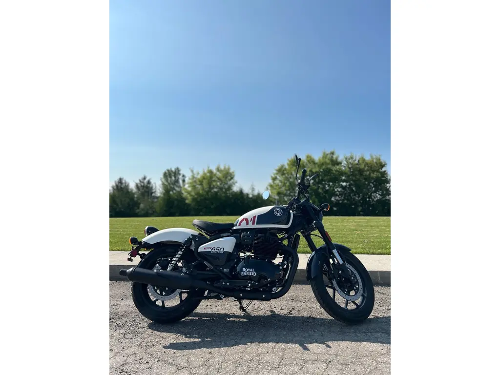 2024 Royal Enfield SHOTGUN 650 TOP. DEMO STENCIL WHITE
