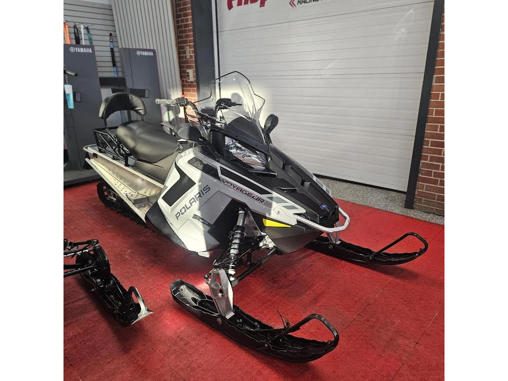 2025 Polaris 550 Voyageur Lxt 144 alt