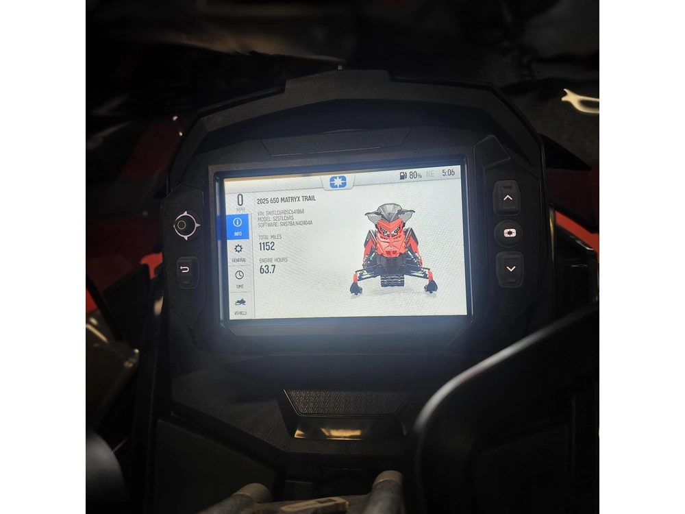 2025 Polaris 650 Switchback Assault 146 alt