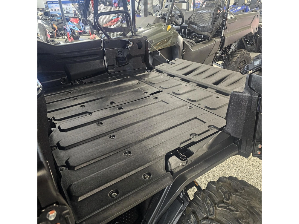 2025 Honda Pioneer 1000-5 alt