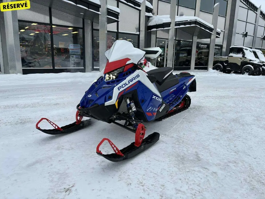 Polaris INDY XCR 136 850 2022